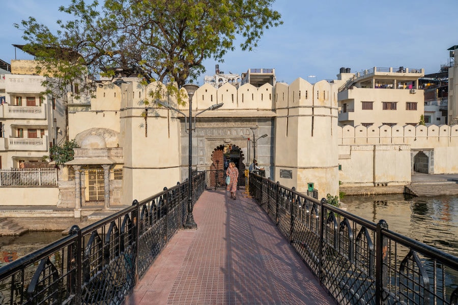 उदयपुर स्मार्ट सिटी की पहल: 26 स्कूलों में 40 स्मार्ट क्लासरूम तैयार