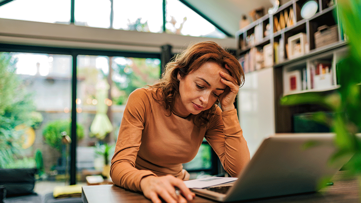 Mental Health Expert Shares 5 Common Issues Gen Z Is Facing: Isolation, Anxiety, Depression, Burnout