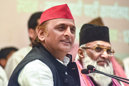 Akhilesh Yadav Slams BJP Over Women’s Reservation Bill, Calls It an Election Slogan