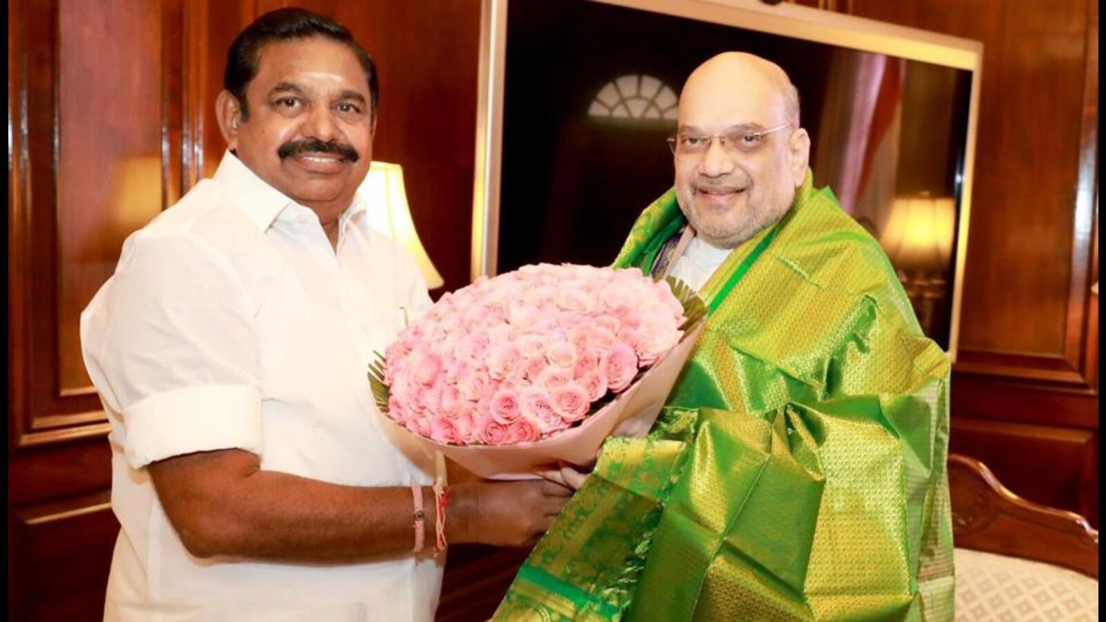 Palaniswami Meets Amit Shah, Discusses Prevailing Political Situation in Tamil Nadu