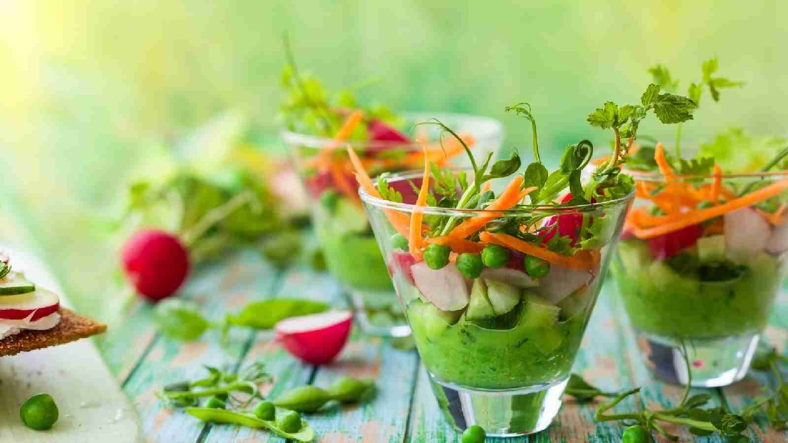 गर्मियों में खाने के लिए सबसे बेहतरीन फूड्स और उनके फायदे