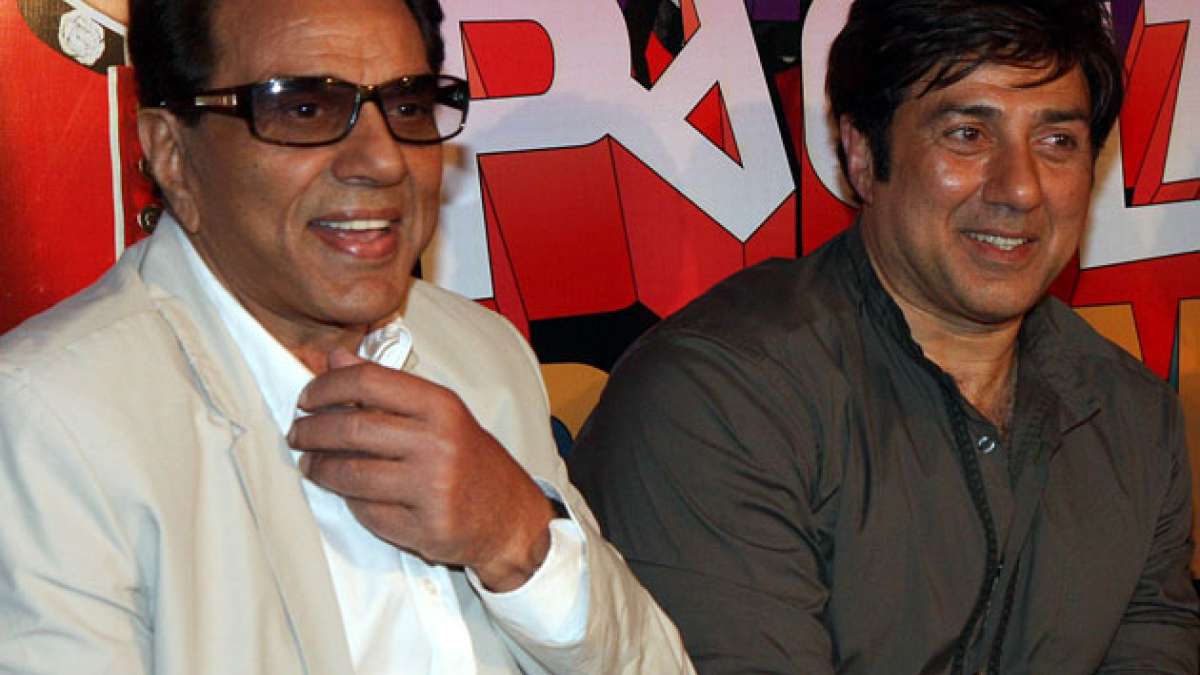 Angry Dharmendra Made Son Sunny Deol Redo His Debut Film Betaab’s Dubbing – Recalls Slapping Him “Only Once in Life; Had Two Fingers Imprinted on My Face”