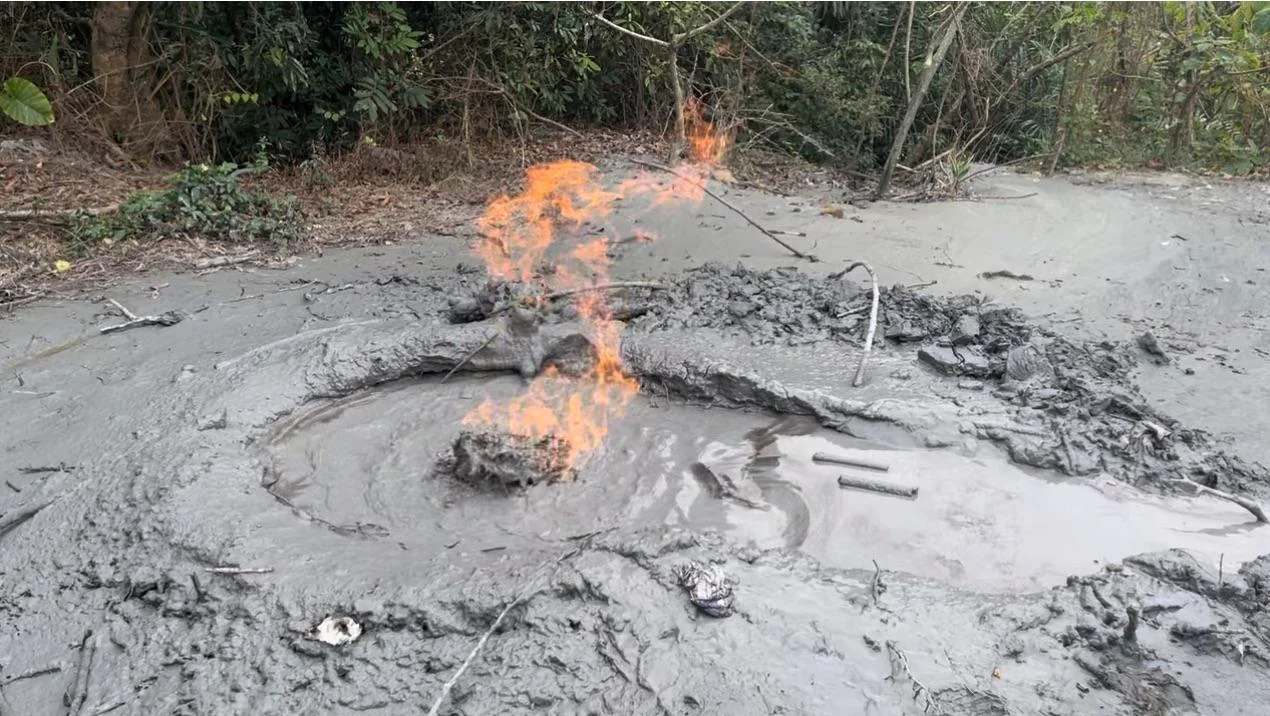 Mud Volcano Erupts in Southern Taiwan, Sends Gas and Sediment Skyward