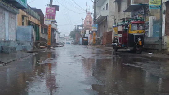 Rajasthan Weather Takes a Turn: Rain, Hailstorm and Dense Fog Alert Across Several Districts