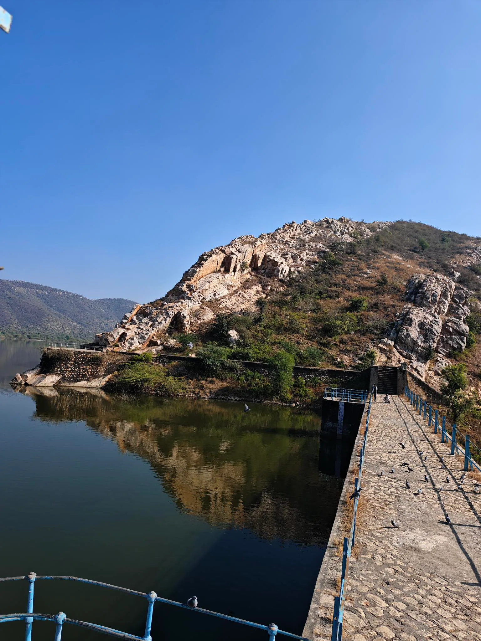 Ongoing Debates Over Protecting India’s Aravalli Hills: Ecology vs Development