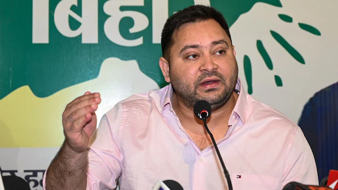 Law to Provide Government Jobs to Every Family in 20 Days If INDIA Bloc Forms Government in Bihar: Tejashwi Yadav